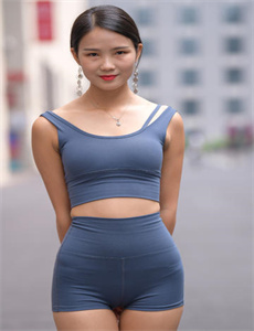 《麻豆精东天美星空MV-ちっちゃなおなかあそび中文》