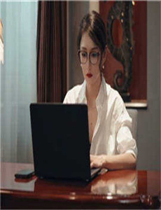 《类似爱情mv-地铁蓝衣少女》